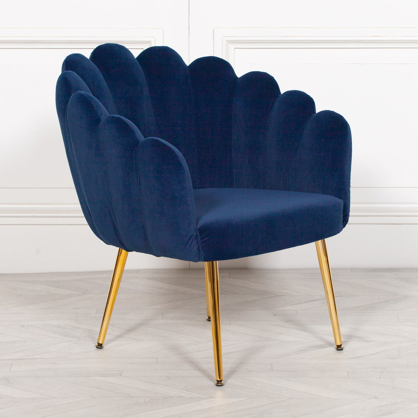 BLUE SCALLOP Chair